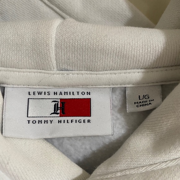 Lewis Hamilton x Tommy Hilfiger Hoodie - Picture 3 of 3